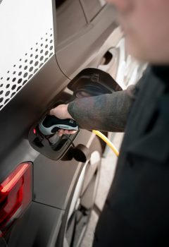 maxim-hopman-lcysD7F8ycc-unsplash